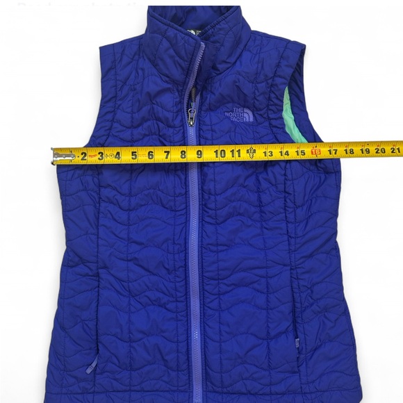 Women’s North Face Puffy Vest – Cobalt Blue & Teal – Size Small - Picture 5 of 6